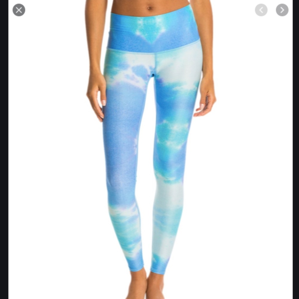 Teeki Fairy Bath Hot Pant Legging (Size Small)